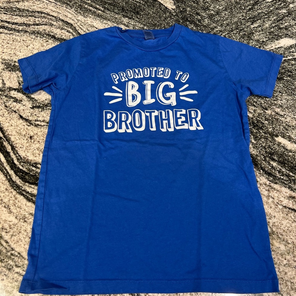 Big Brother Announcement Blue Kids Tee. Size L(14-16)